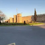 Puerta Del Vado Alto