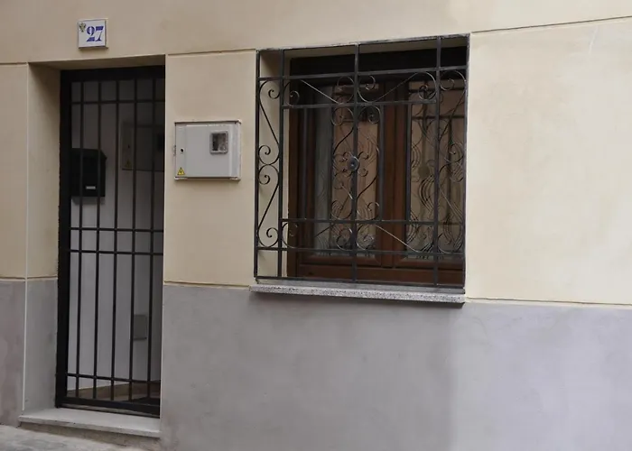 Puerta Del Vado Alto Apartment *